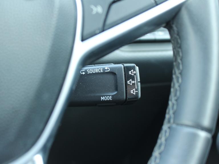 2022 Renault Clio 1.0 TCe Iconic Edition Hatchback 5dr Petrol Manual Euro 6