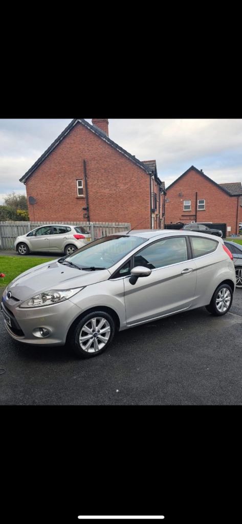 Ford, FIESTA, Hatchback, 2011, Manual, 1242 (cc), 3 doors