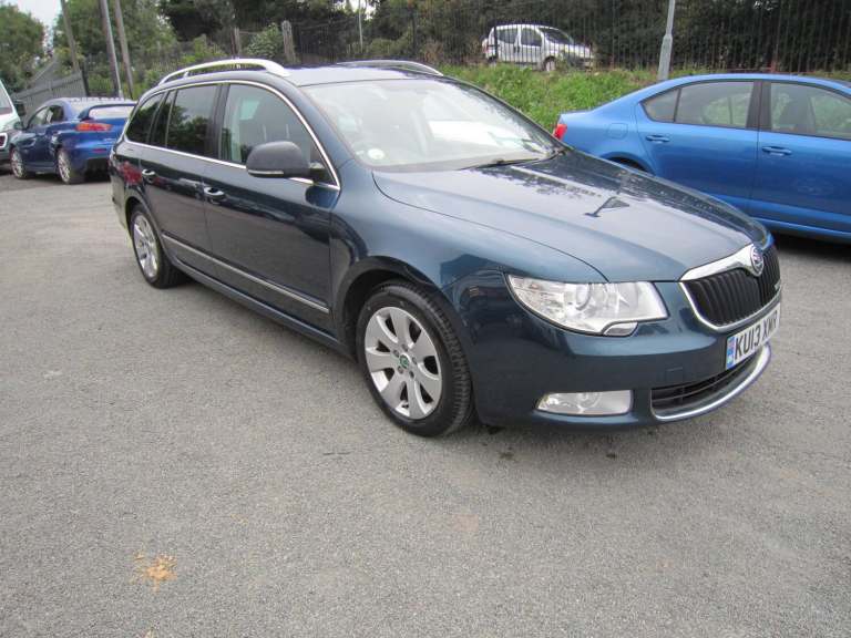 2013 Skoda Superb 1.6 TDI CR Elegance GreenLine II 5dr ESTATE Diesel Manual