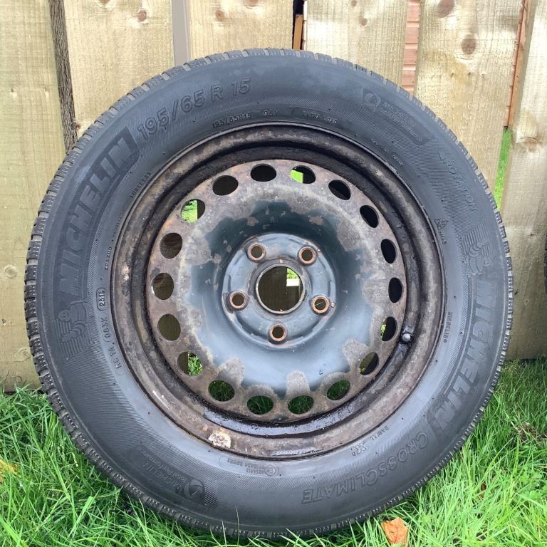 Mk6 golf steel wheels Michelin tyres 15 inch 