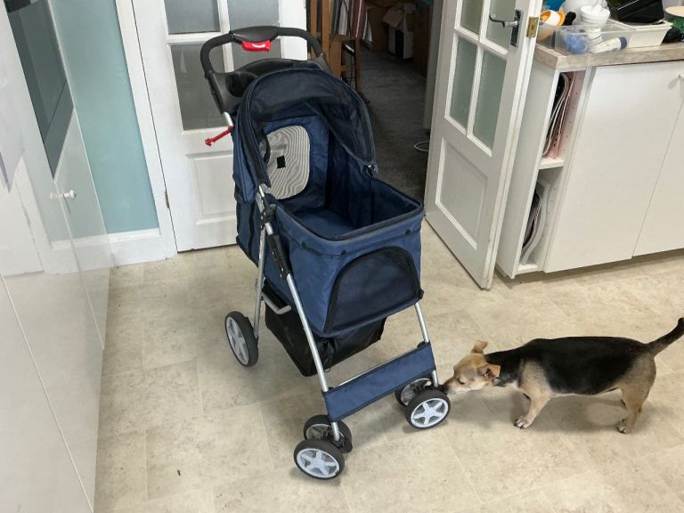 Pet stroller navy blue mint condition 