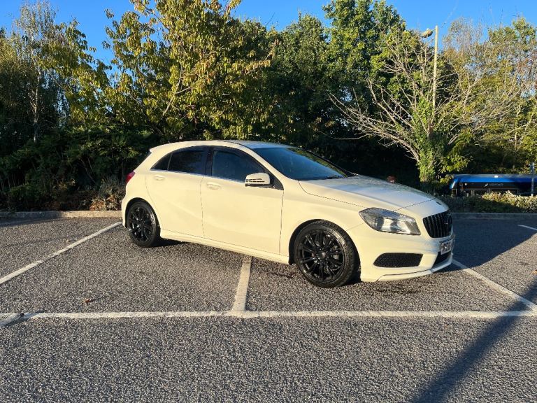 Mercedes-Benz, A CLASS, Hatchback, 2014, Manual, 1595 (cc), 5 doors