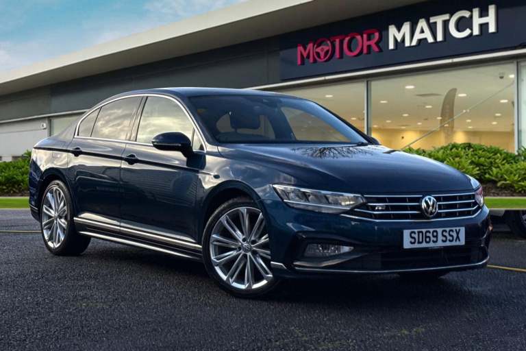 2019 Volkswagen Passat 1.5 TSI EVO R-Line Euro 6 (s/s) 4dr Saloon PETROL Manual