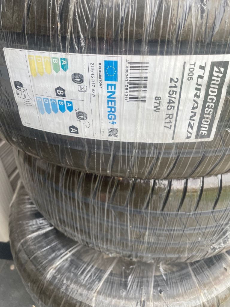 New Bridgestone Tyres 215/45 R17 £40