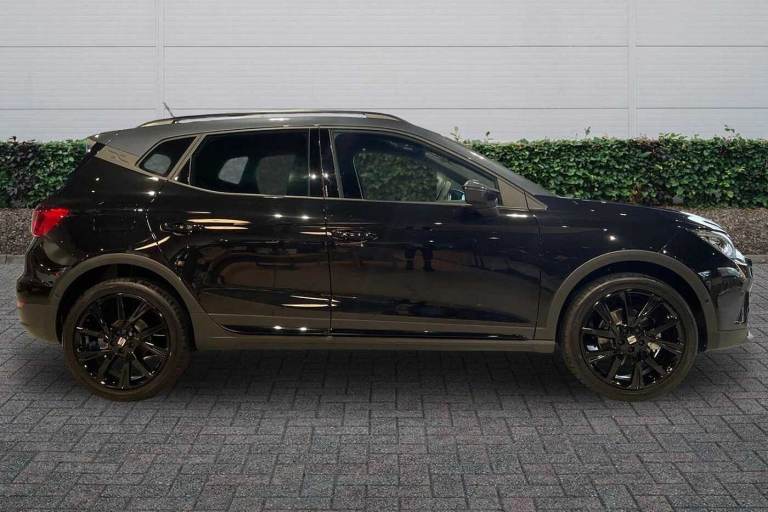 2025 SEAT Arona 1.0 TSI 115 FR Black Edition 5dr SUV Petrol Manual