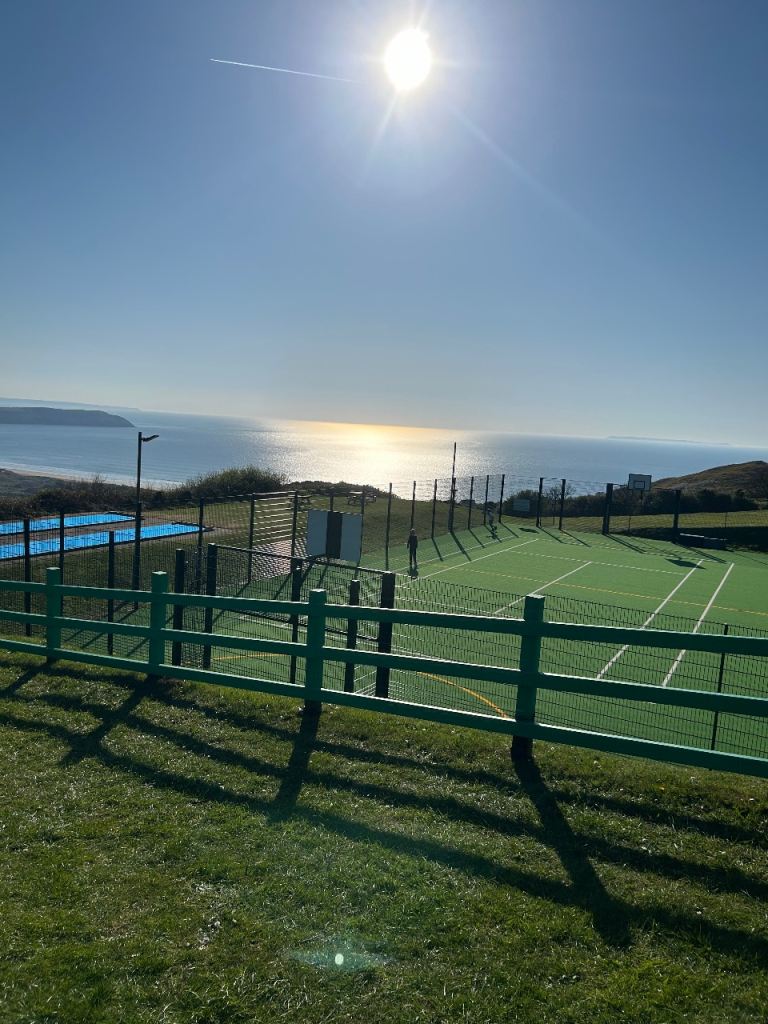 Tractor front loader