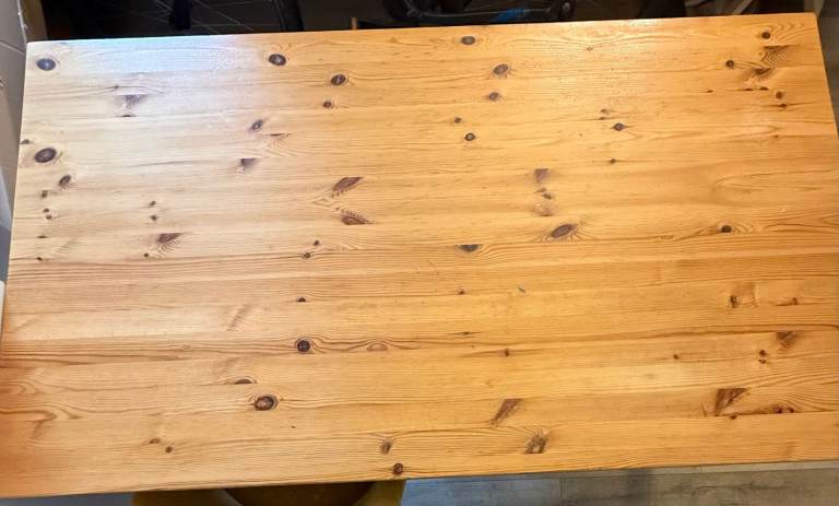 Rustic Solid Pine Dining Table – Wooden Kitchen Table Seats 4–6