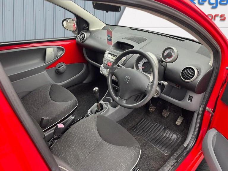 PEUGEOT 107 1.0 12V Verve Euro 4 3dr 2010 - Image 7