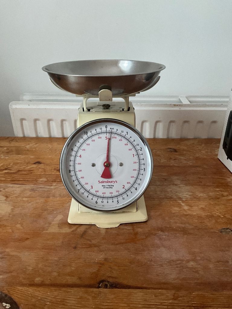 Sainsbury's Kitchen Scales – Cream, Good Condition