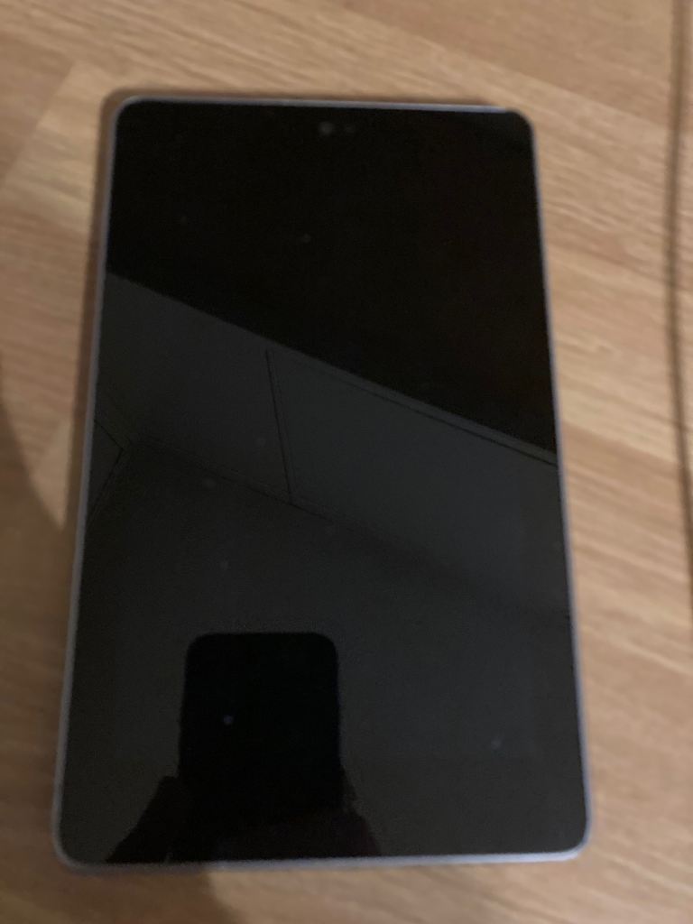 GOOGLE NEXUS TABLET 