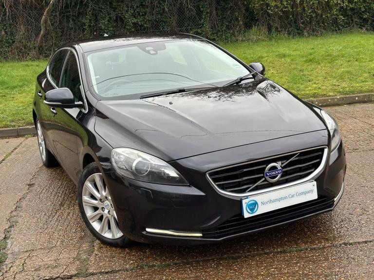 2012 Volvo V40 T4 SE Lux 5dr HATCHBACK PETROL Manual