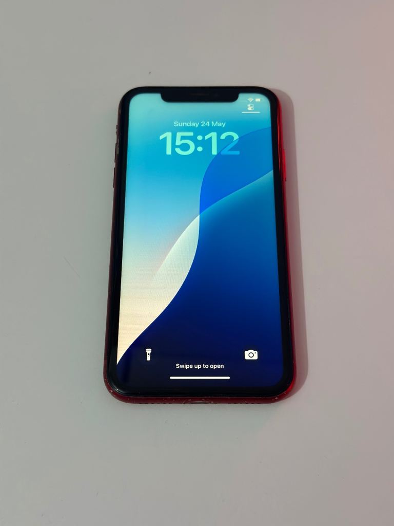 iPhone XR – 64GB – Product Red – £120 (No Offers)