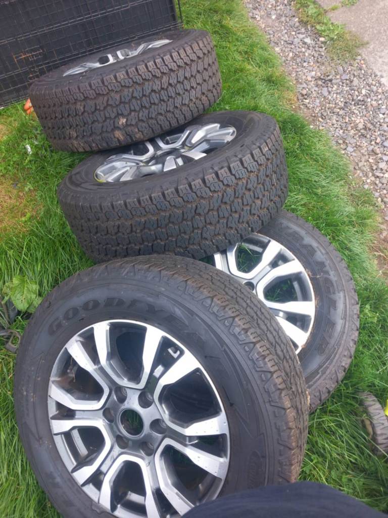 Ford ranger 21 inch alloys 