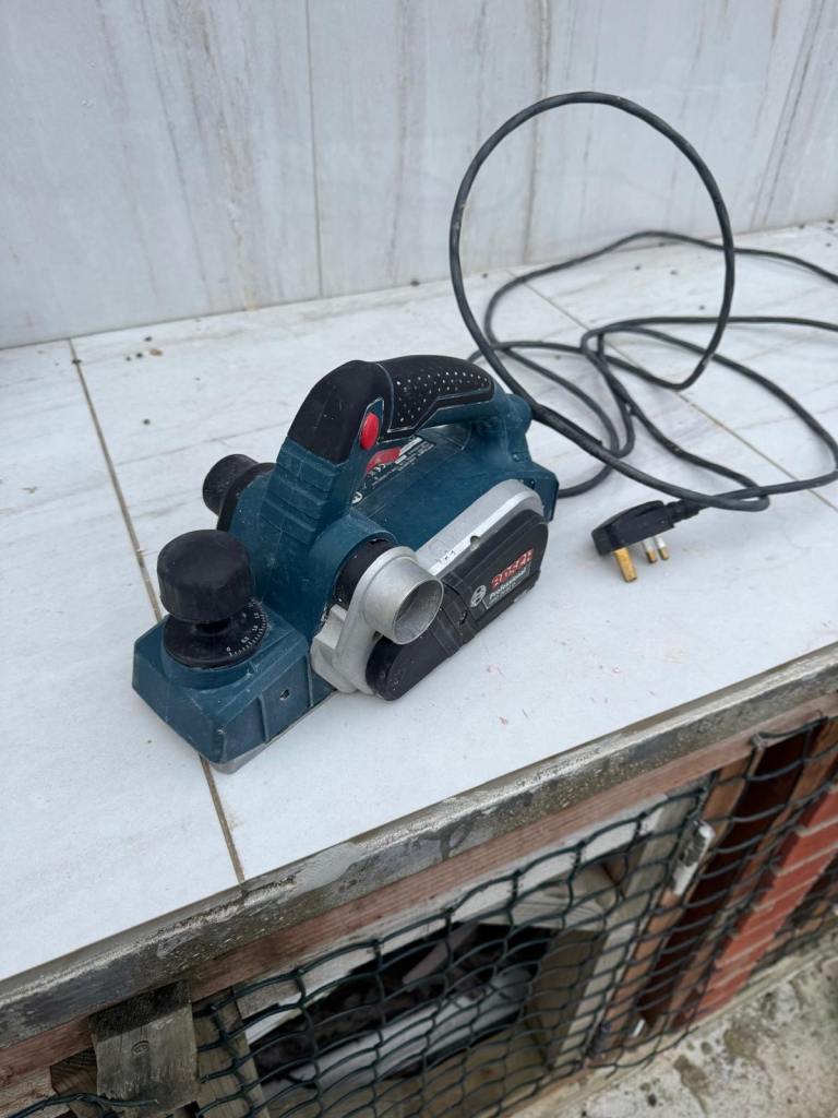 Bosch planer 