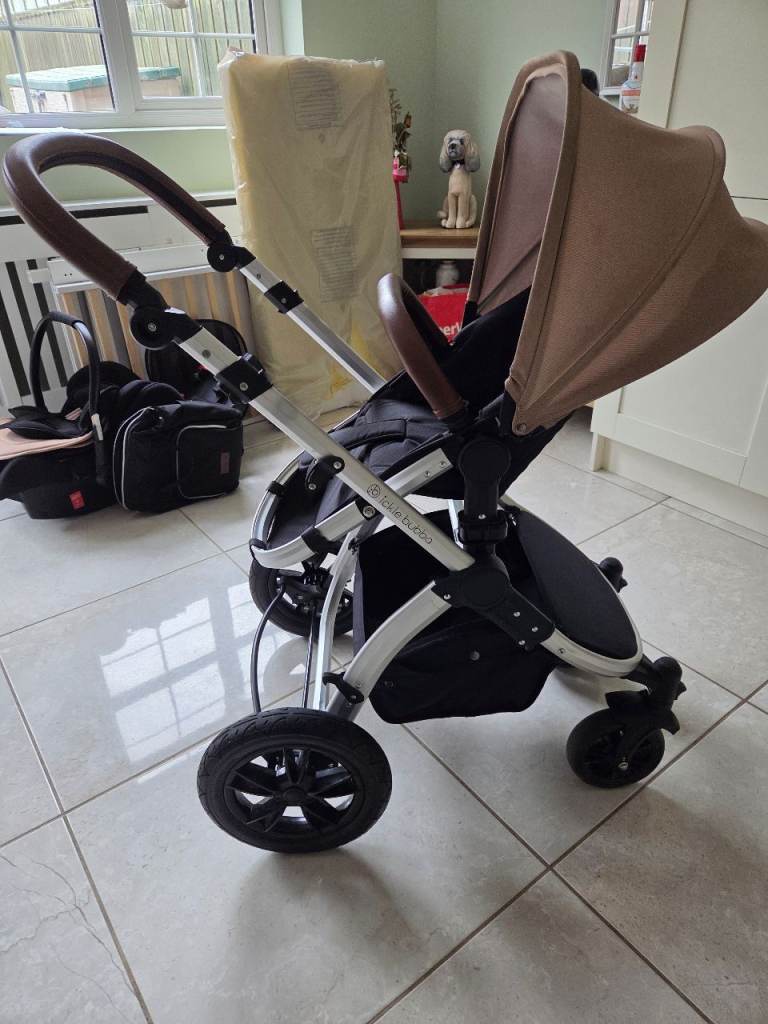 Ickle Bubba Luxe Pram Travel System All in One