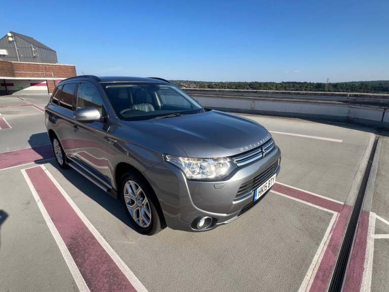 2015 Mitsubishi Outlander 2.0 PHEV GX5hs 5dr Auto ESTATE Petrol/Electric Hybrid Automatic