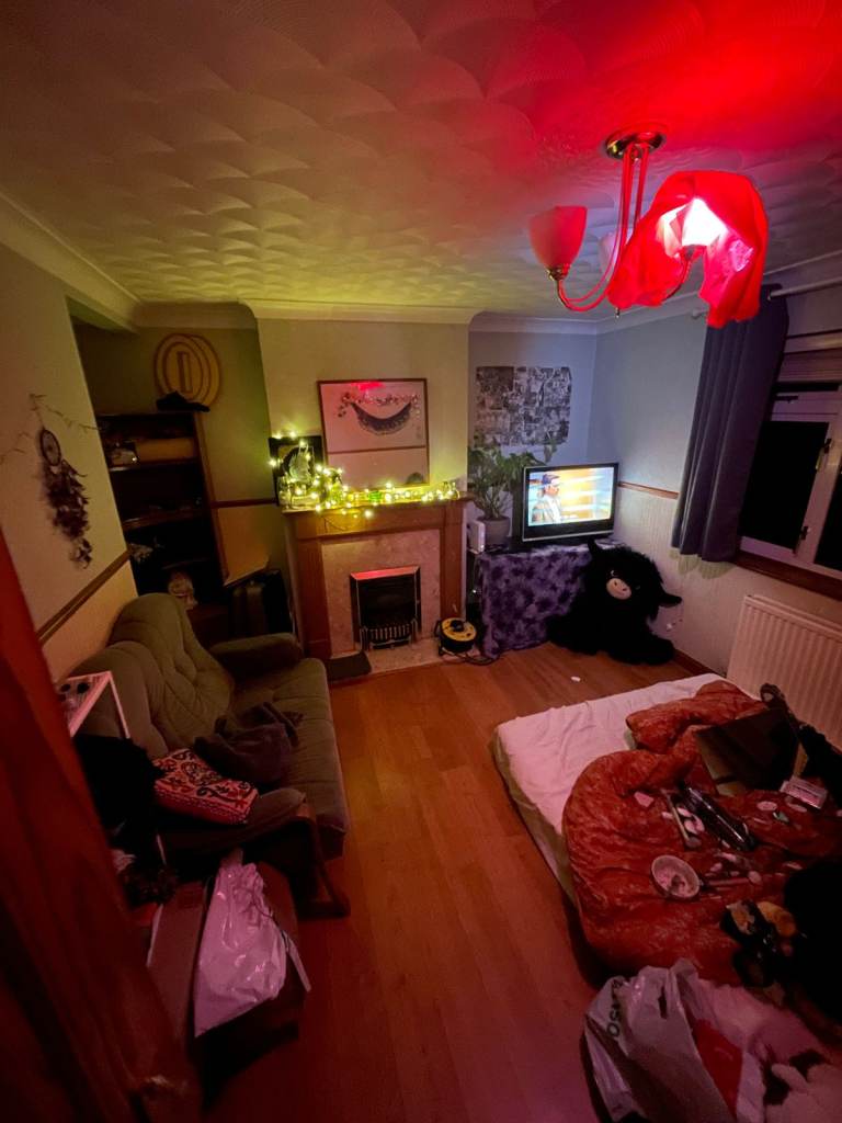 Double room (unfurnished) available in BS7 