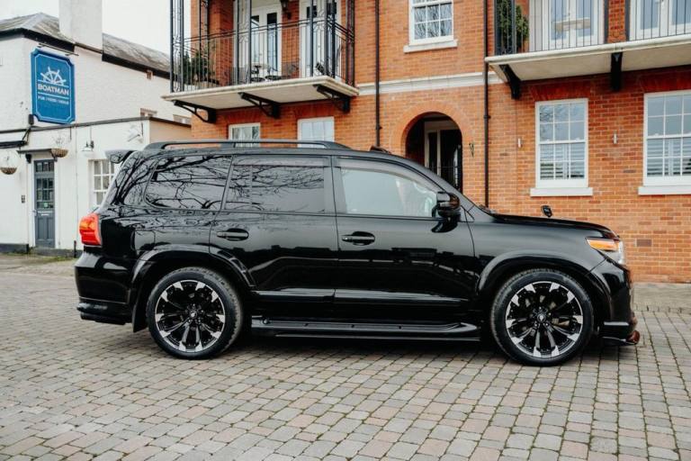 2014 Toyota Land Cruiser J200 SERIES 4.6L V8 - RARE  Estate Petrol Automatic