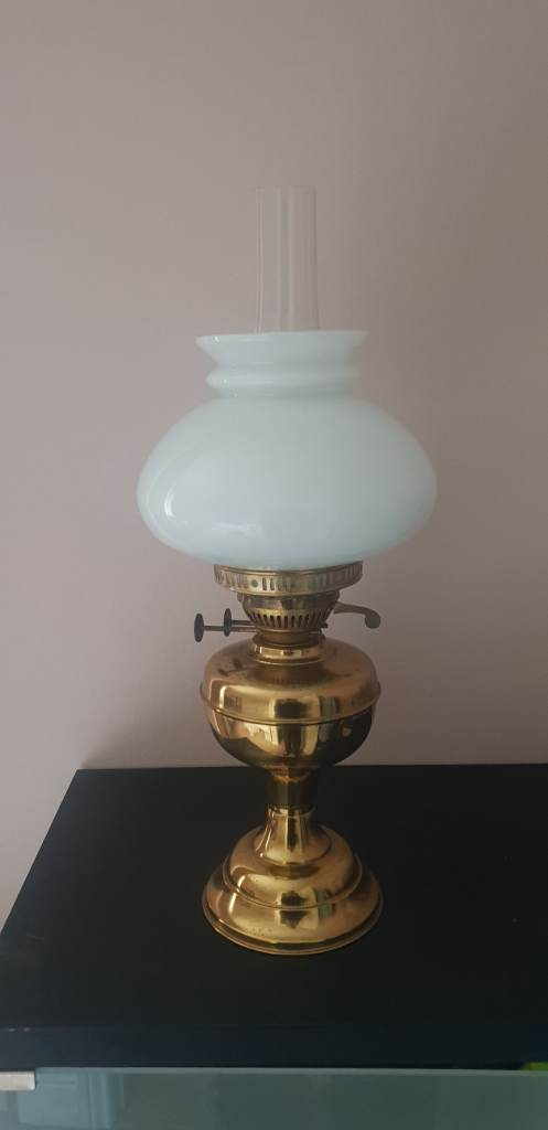Victorian brass oil lamp 