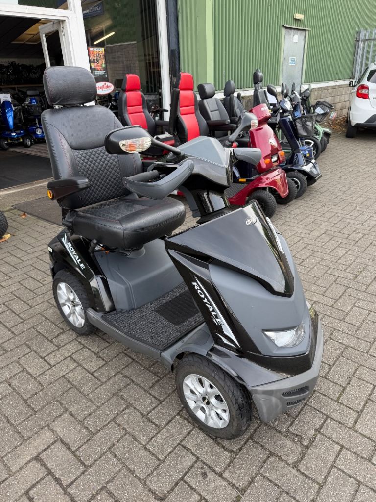Royale 4 Mobility Scooter 