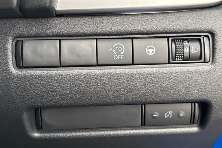 2025 Nissan Qashqai 1.3 DIG-T MH 158 N-CONNECTA [GLASS RF] 5DR XTRONIC Hatchback Petrol Automatic