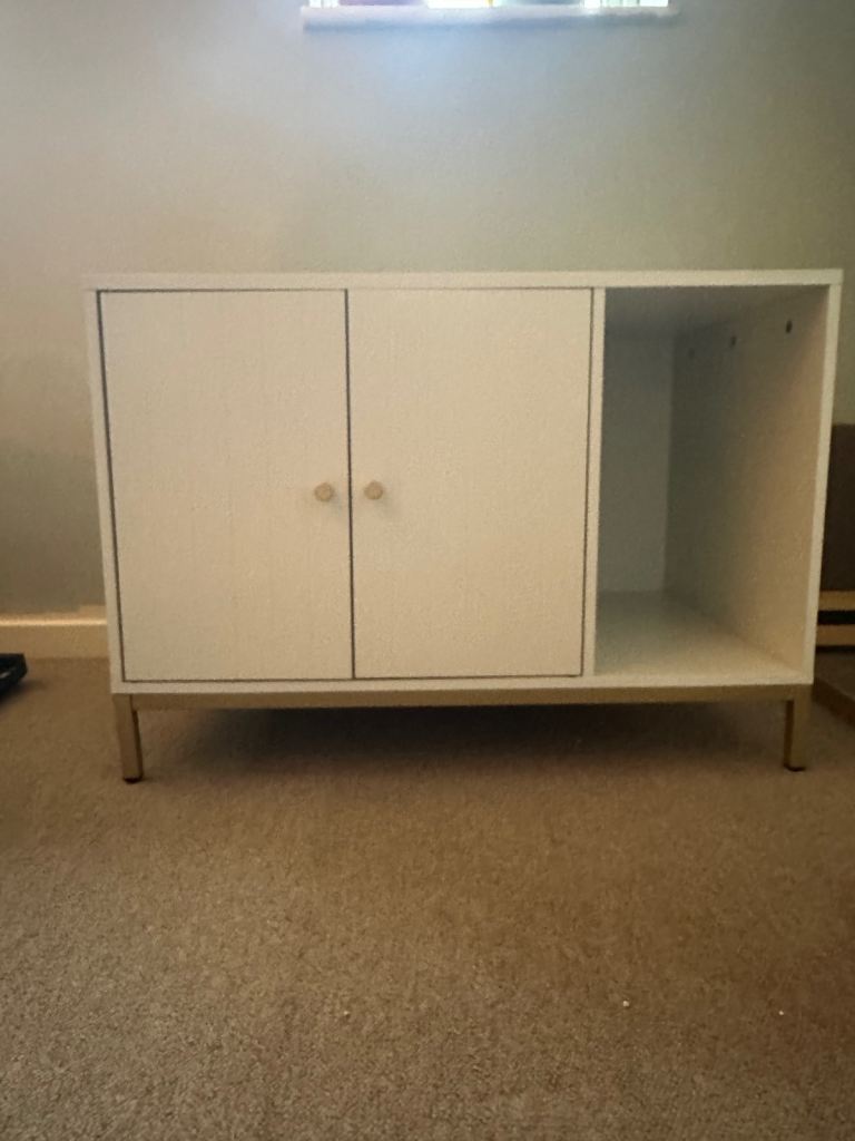 Cat litter tray furniture 