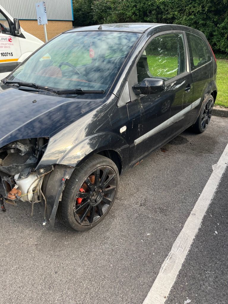 Fiesta zetec s breaking 