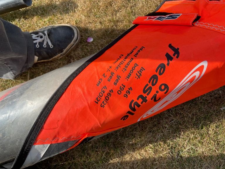 Windsurf 6.2 rig, sail, boom, mast