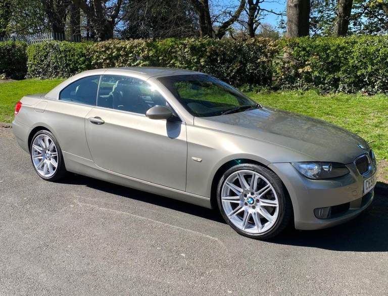 BMW, 330i, Convertible, 2008, Semi-Auto, 2996 (cc), 2 doors