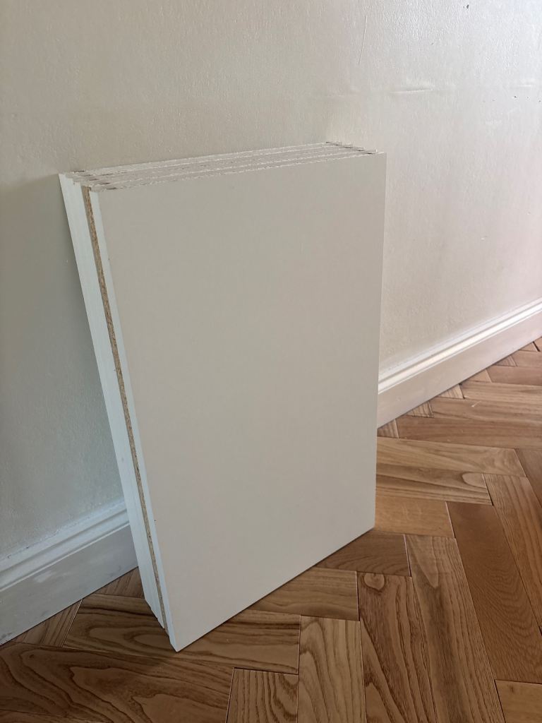 5 White shelves for Besta Ikea unit 60cm