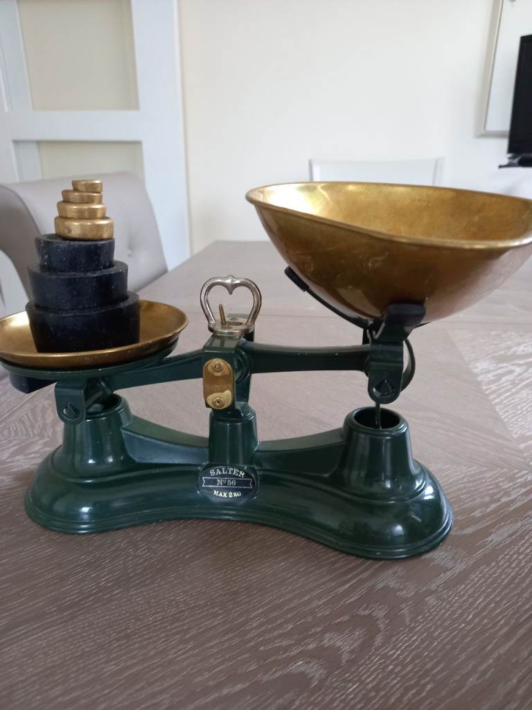 Salter Kitchen Scales with Weights – Vintage Green, Good Condition