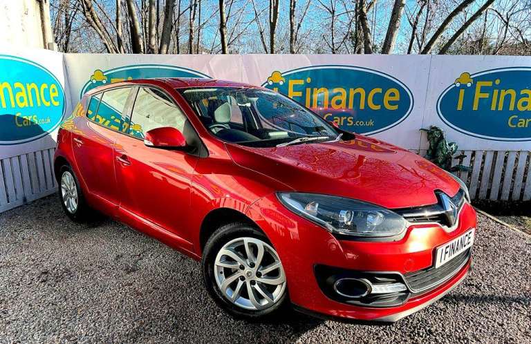 CAN'T GET CREDIT? CALL US! Renault Megane 1.5 dCi Dynamique Nav (s/s) - £99 DEPOSIT, £34 PER WEEK