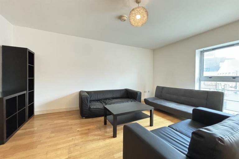  Room to Rent – City Centre (NG1 1DG)