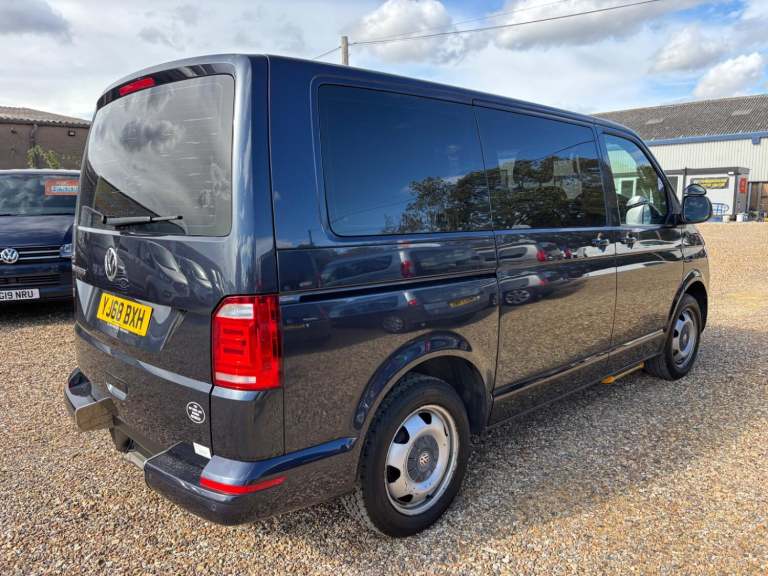 VOLKSWAGEN TRANSPORTER DRIVER TRANSFER WAV WHEELCHAIR ACCESSIBLE VEHICLE 2.0