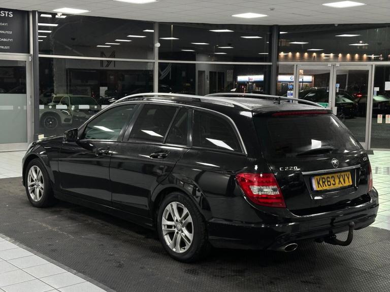 MERCEDES-BENZ C CLASS 2.1 C220 CDI Executive SE G-Tronic+ Euro 5 (s/s) 5dr 2013