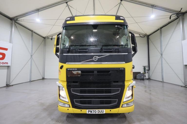 2020 (70 PLATE) Volvo FH460 6x2 Euro 6 Tractor Units