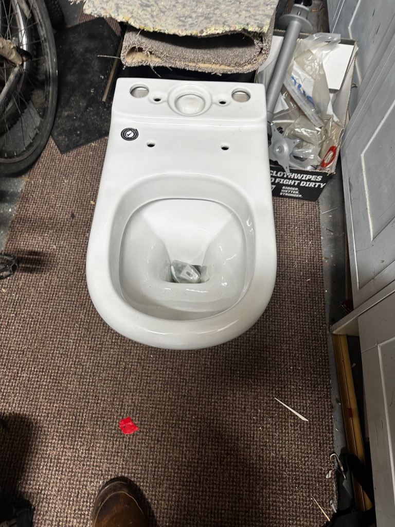 Toilet pan