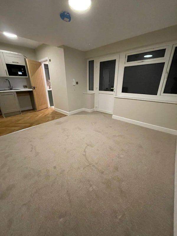  "Modern Studios & Ensuite Rooms in a Stylish House 