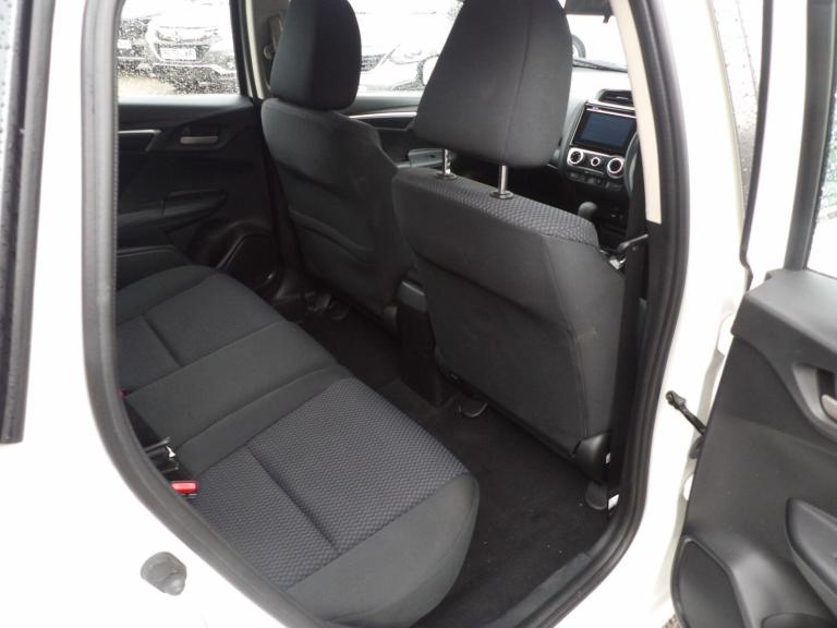 2020 Honda Jazz 1.3 i-VTEC SE Hatchback 5dr Petrol CVT Euro 6 (s/s) (102 ps) HATCHBACK Petrol Aut...