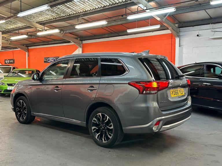 2016 Mitsubishi Outlander 2.0 PHEV GX4h 5dr Auto ESTATE PETROL/ELECTRIC Automatic