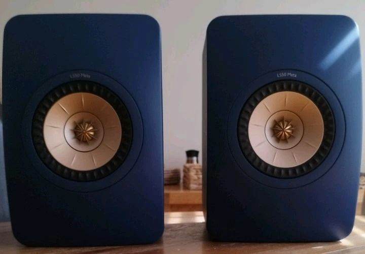 KEF LS50 Meta Blue Speakers & Dust Covers