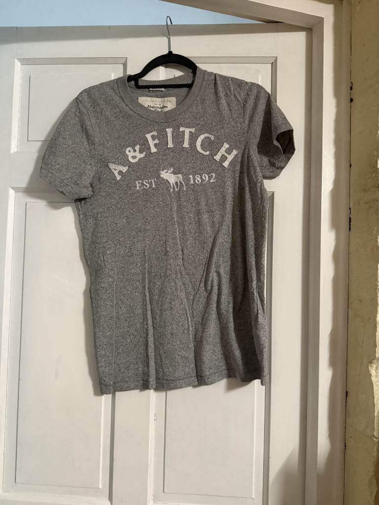 image for Abercrombie & Fitch Men Muscle Grey Casual Summer Holiday Short Sleeve T Shirt S