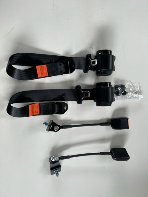 Seat belts Ferrari 365 GTB4 Daytona