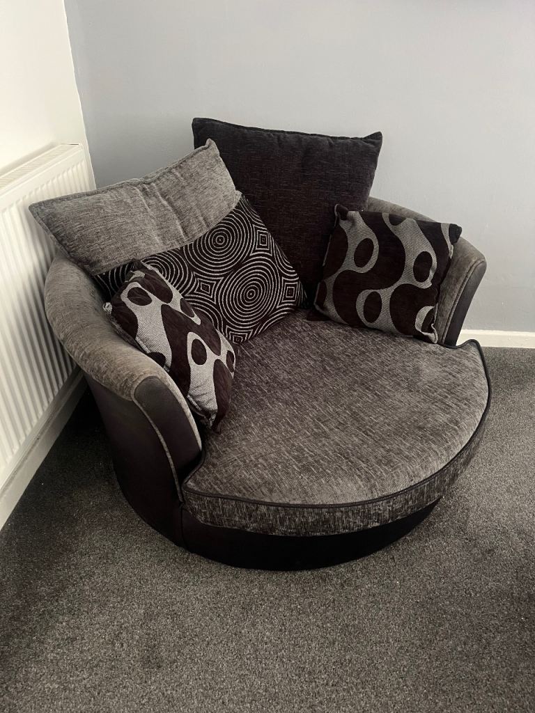 Arm chair/ sofa chair