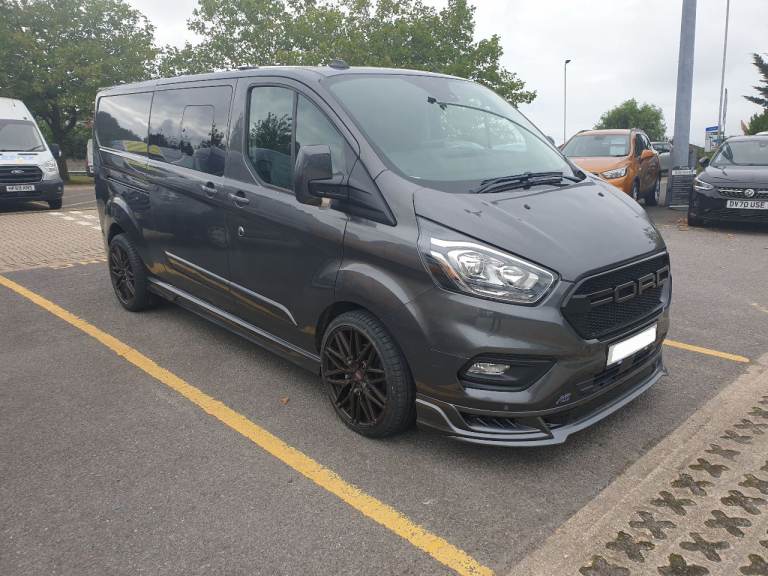 Ford Transit Custom 320 Ltd Crewcab bodykit 170BHP CAT S