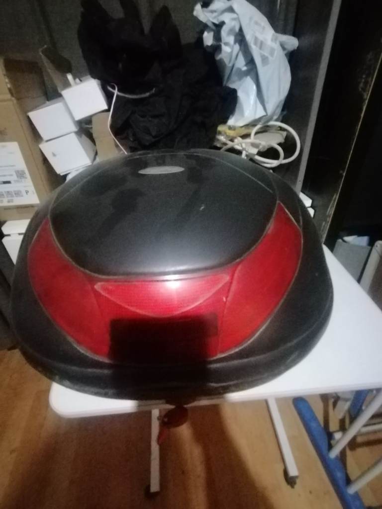 Top box with base plate 