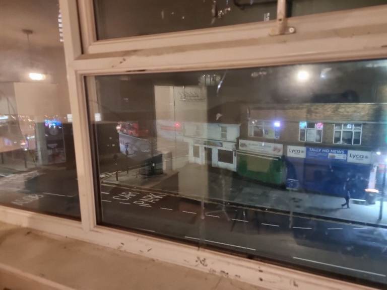 Studio Flat to Share