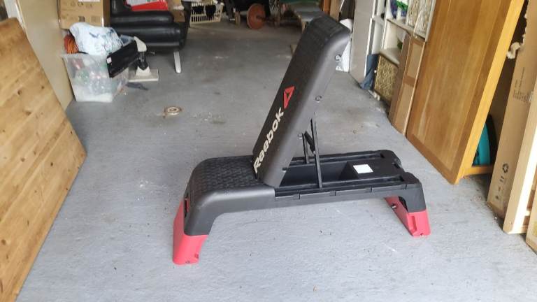 Reebok adjustable training bench