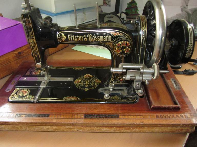 Frister & Rossmann sewing Machine