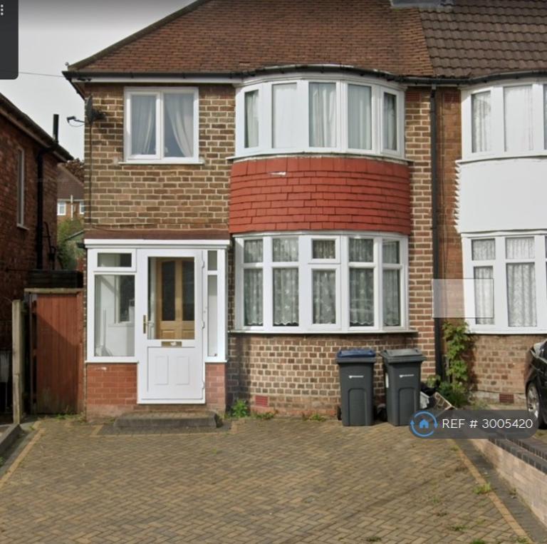 3 bedroom house in Foden Road, Birmingham, B42 (3 bed) (#3005420)